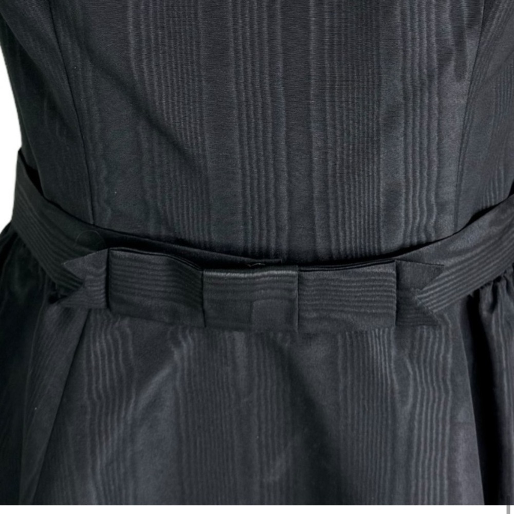 Isaac Mizrahi Moire Taffeta Sleeveless Dress with Pockets Black Size 10 NWT - Picture 4 of 6
